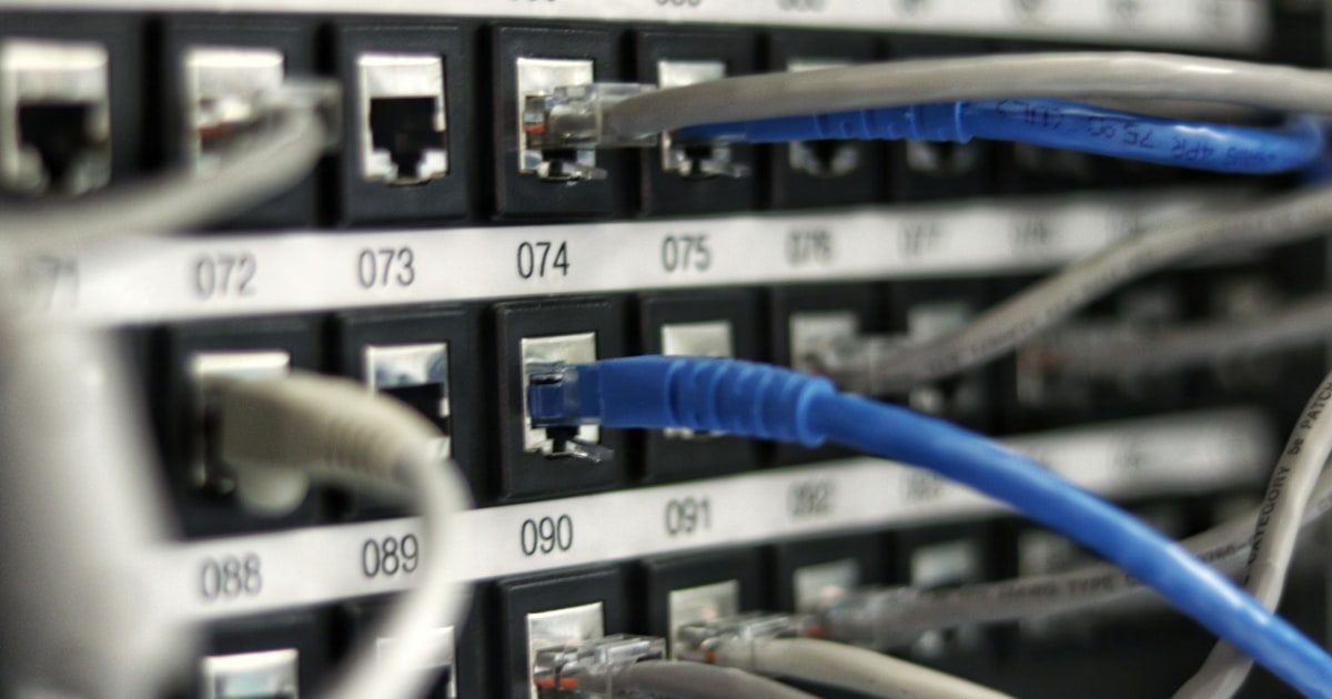 Forex VPS vs Shared Hosting: Which Is Right for You?