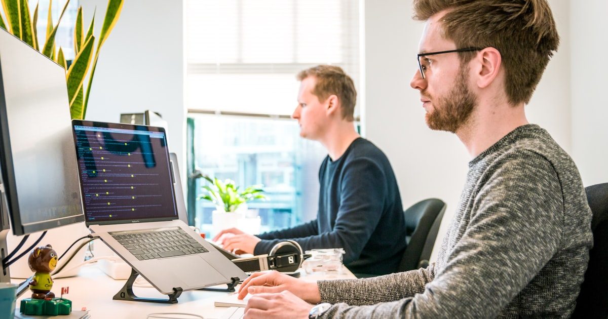 TradingView Alerts and Webhooks on VPS: Automated Trading Setup